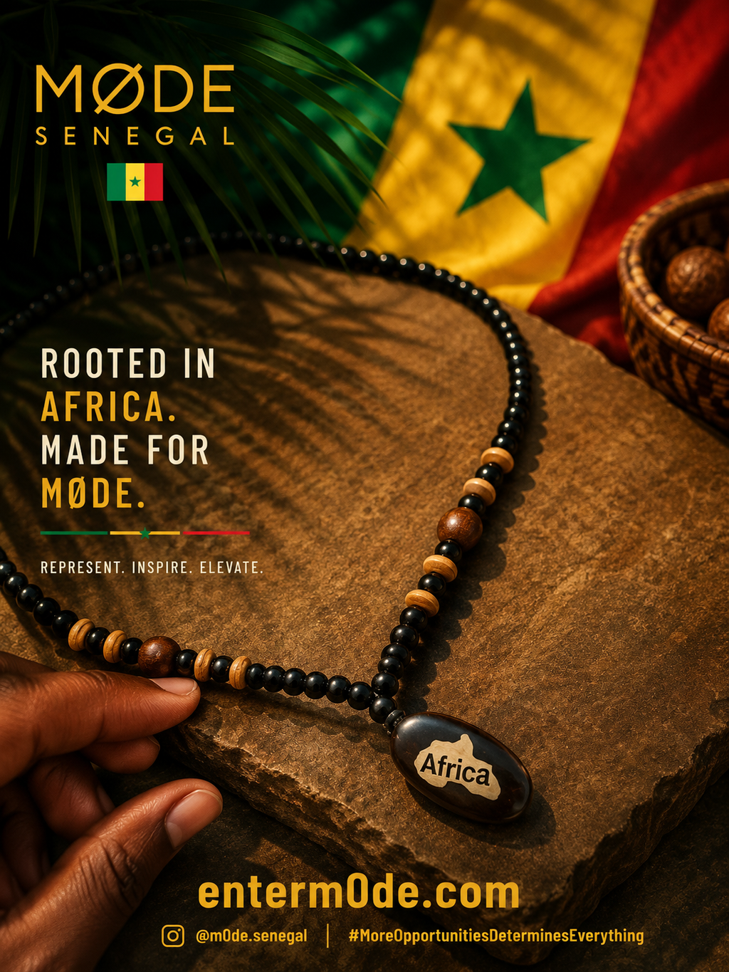 MØDE Sénégal “Africa” Wood & Onyx Beaded Necklace