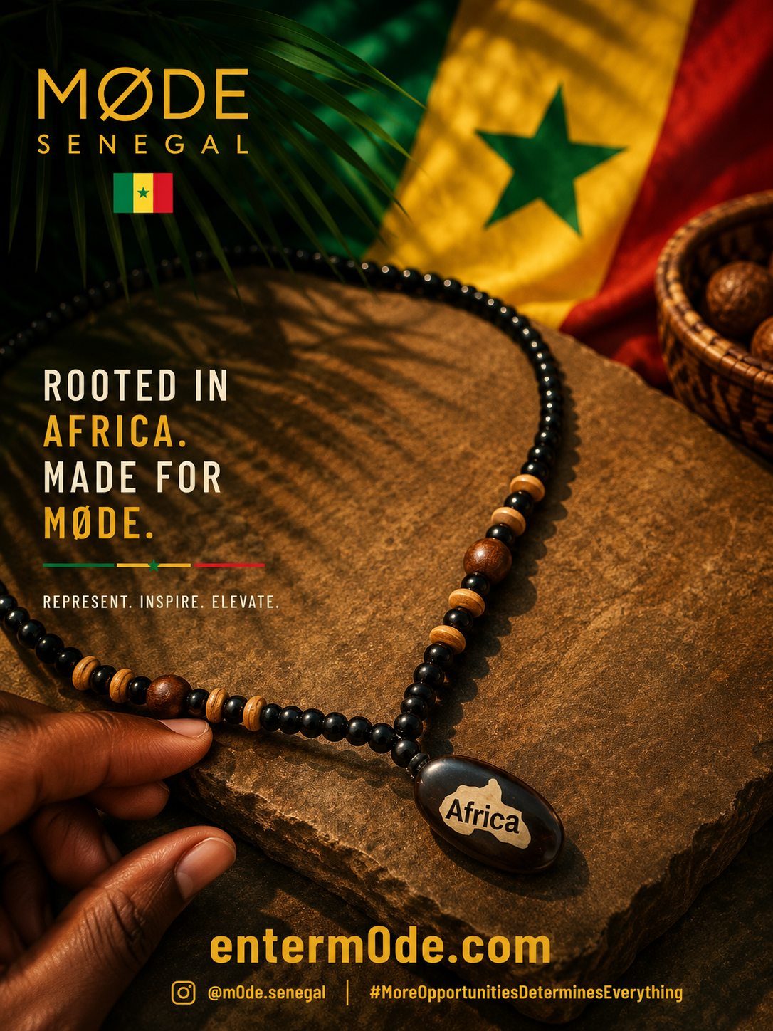 MØDE Sénégal “Africa” Wood & Onyx Beaded Necklace